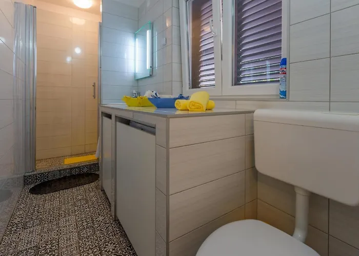 アパート Filkovic ツリクヴェニツァ